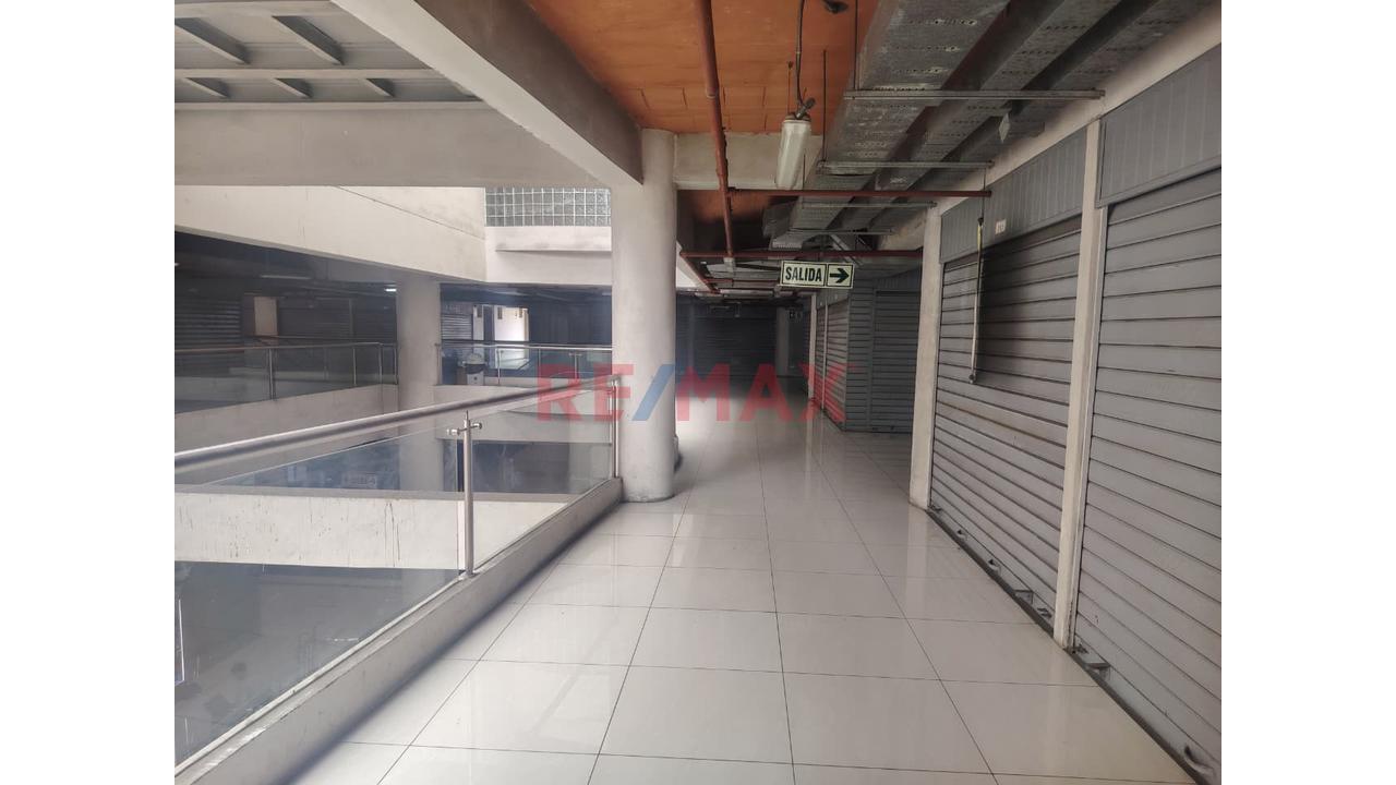 Local Comercial En Venta En Galería El Reloj – Las Malvinas! - 8
