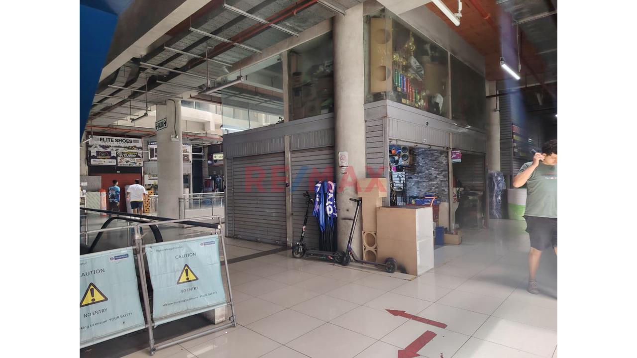 Local Comercial En Venta En Galería El Reloj – Las Malvinas! - 7