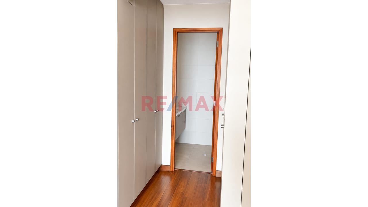 Alquiler Malecon La Marina | ¡Vive Frente Al Mar! 156 M² | 3 Hab.| Piscina — foto 8