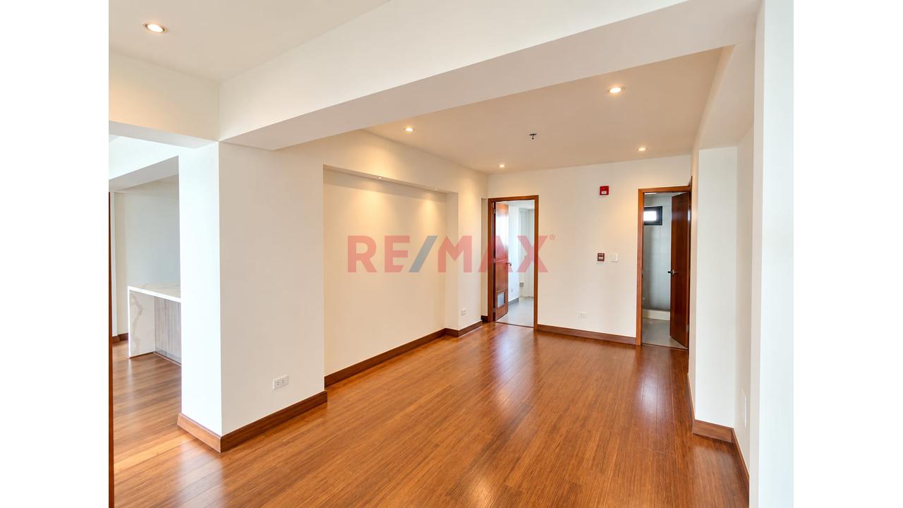 Alquiler Malecon La Marina | ¡Vive Frente Al Mar! 156 M² | 3 Hab.| Piscina — foto 9
