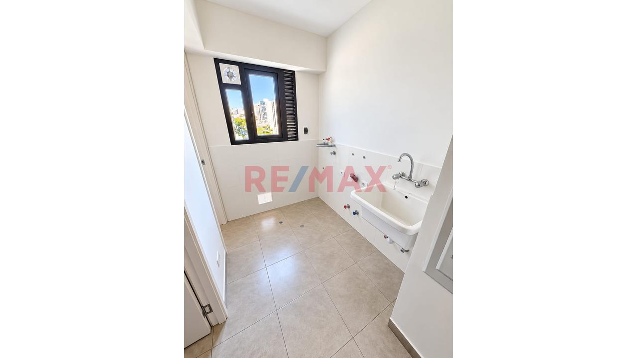 Alquiler Malecon La Marina | ¡Vive Frente Al Mar! 156 M² | 3 Hab.| Piscina — foto 13