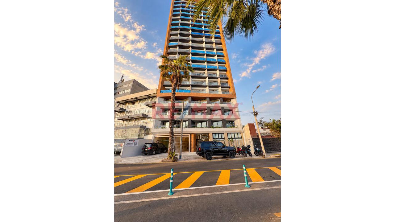 Alquiler Malecon La Marina | ¡Vive Frente Al Mar! 156 M² | 3 Hab.| Piscina — foto 15