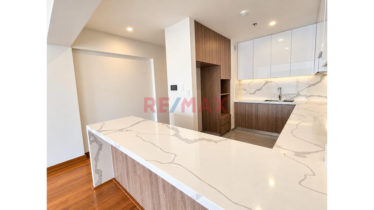 Alquiler Malecon La Marina | ¡Vive Frente Al Mar! 156 M² | 3 Hab.| Piscina — foto 6