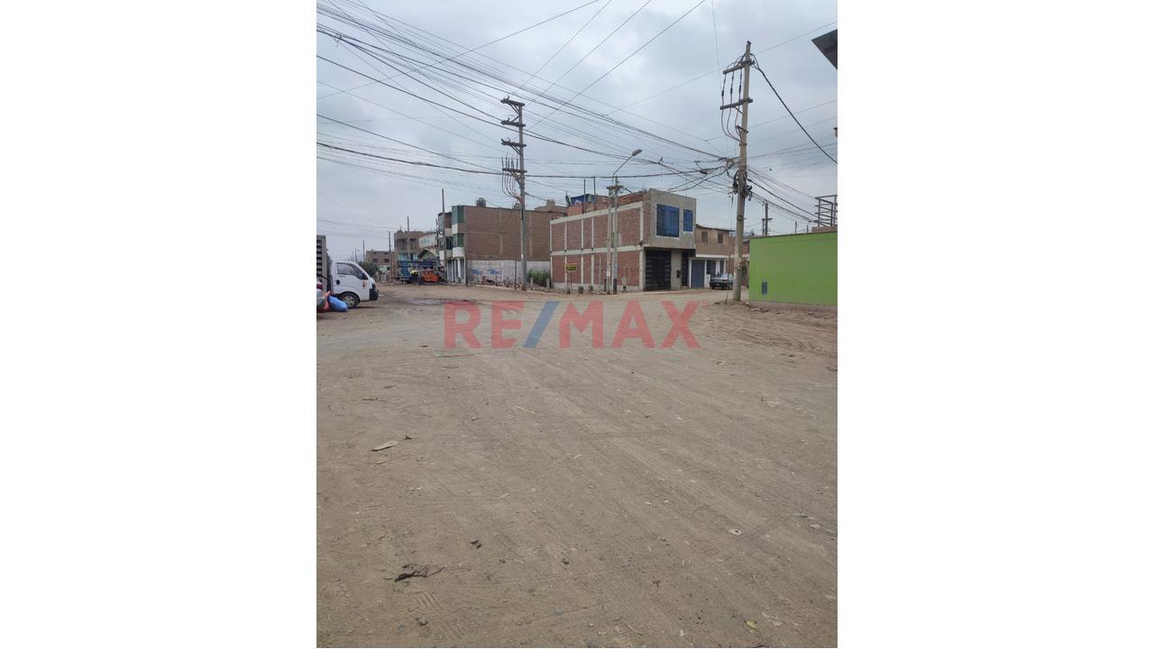 ¡Venta De Terreno Exclusivo En Esquina En Carabayllo - Urb. La Arboleda! - 5