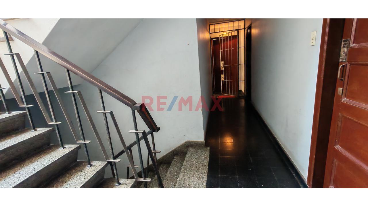 Venta Dpto En 2Do Piso En Parque Ruiz, Pueblo Libre — foto 9
