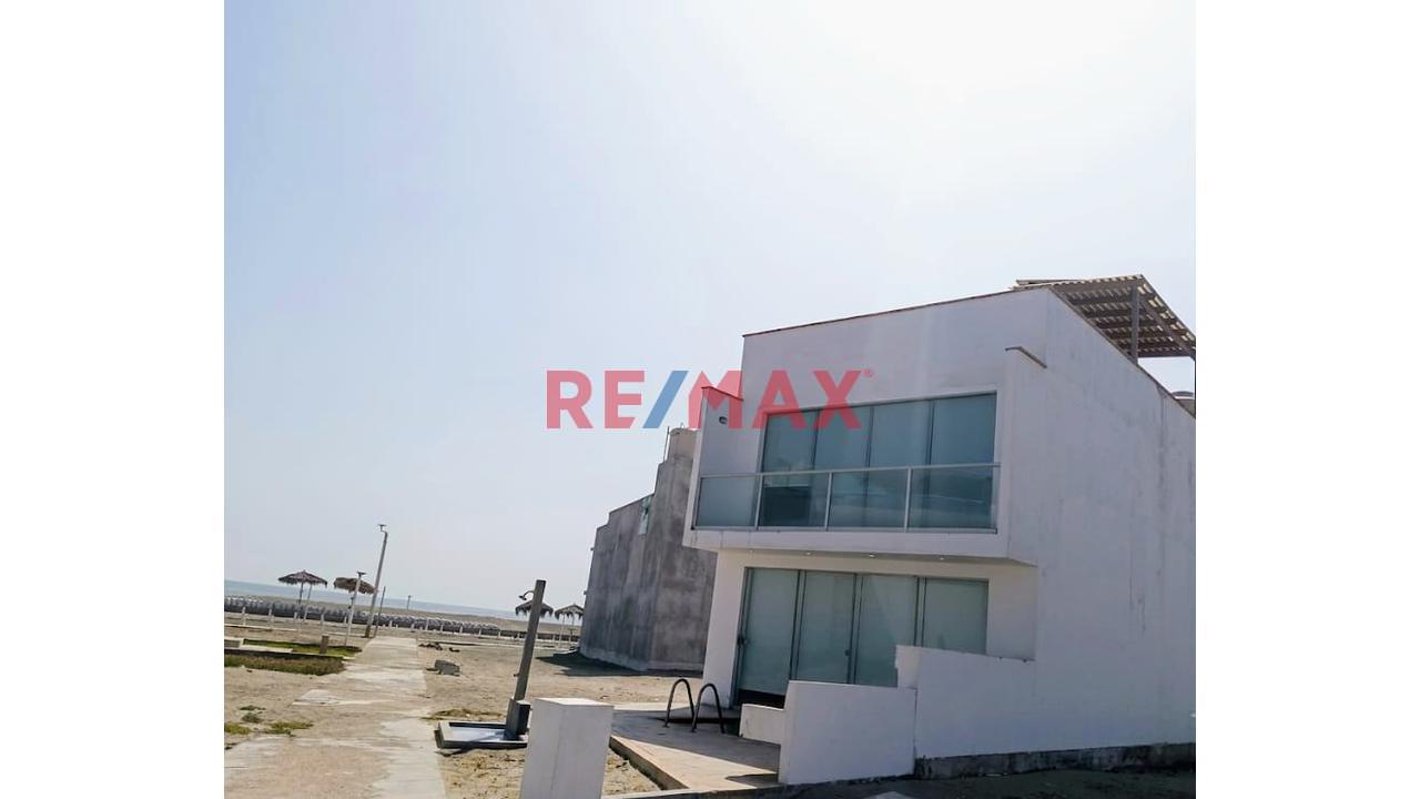 Casa De Playa En Alquiler - Condominio Hueso Los Reyes (Cerro Azul) - 1
