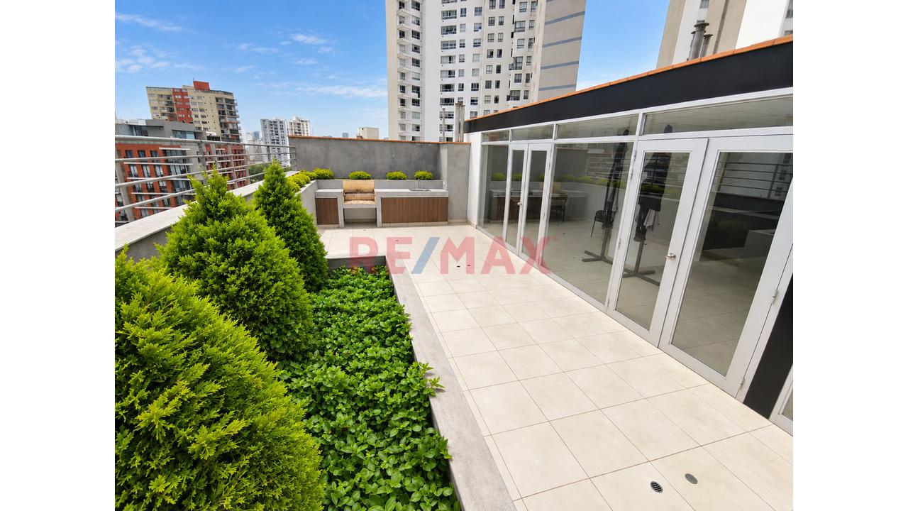 Alquiler De Departamento En Jesús María | 2 Dormitorios + Estudio Amplio + Cochera - 9