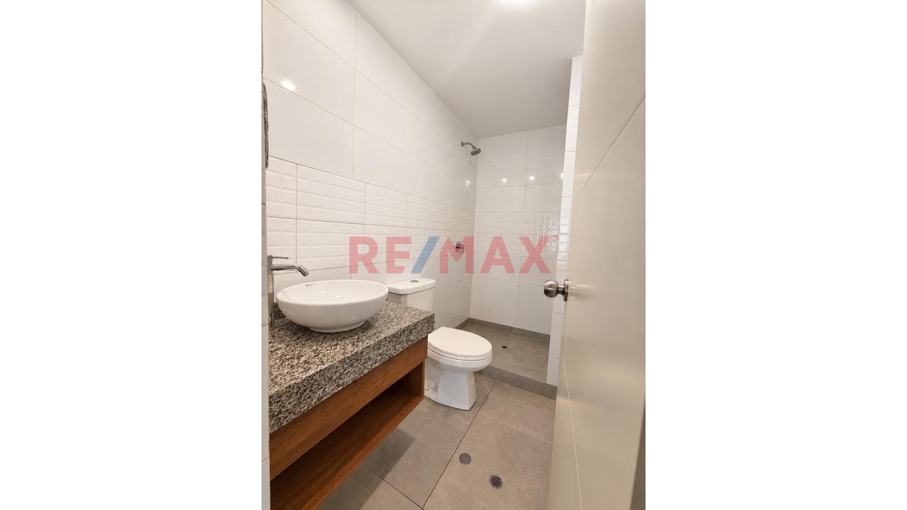 Alquiler De Departamento En Jesús María | 2 Dormitorios + Estudio Amplio + Cochera - 8
