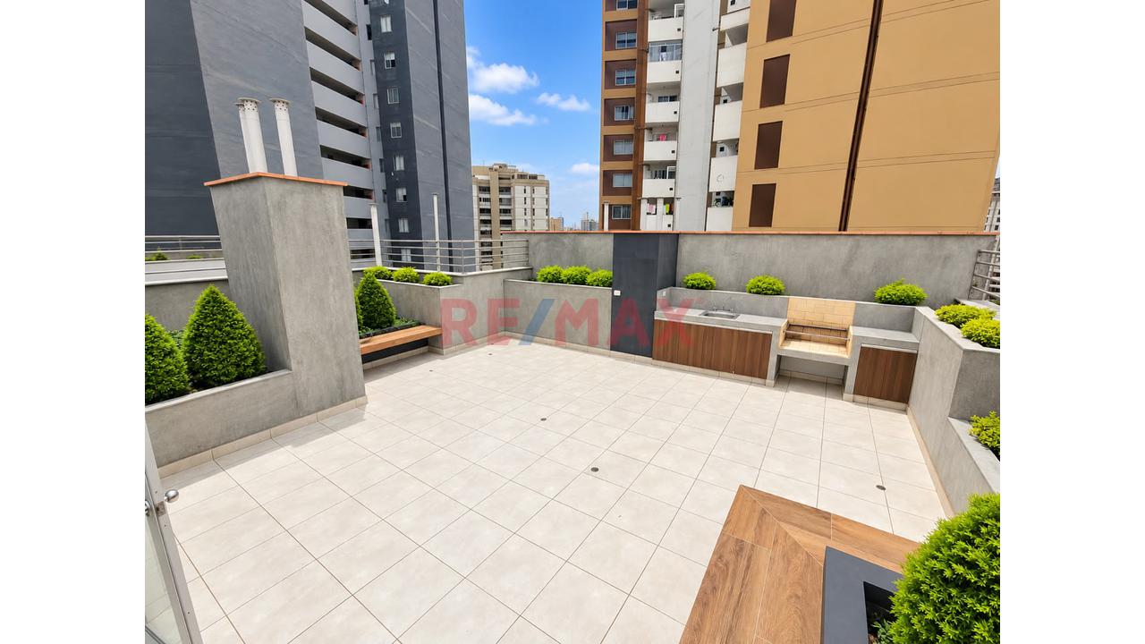 Alquiler De Departamento En Jesús María | 2 Dormitorios + Estudio Amplio + Cochera - 10