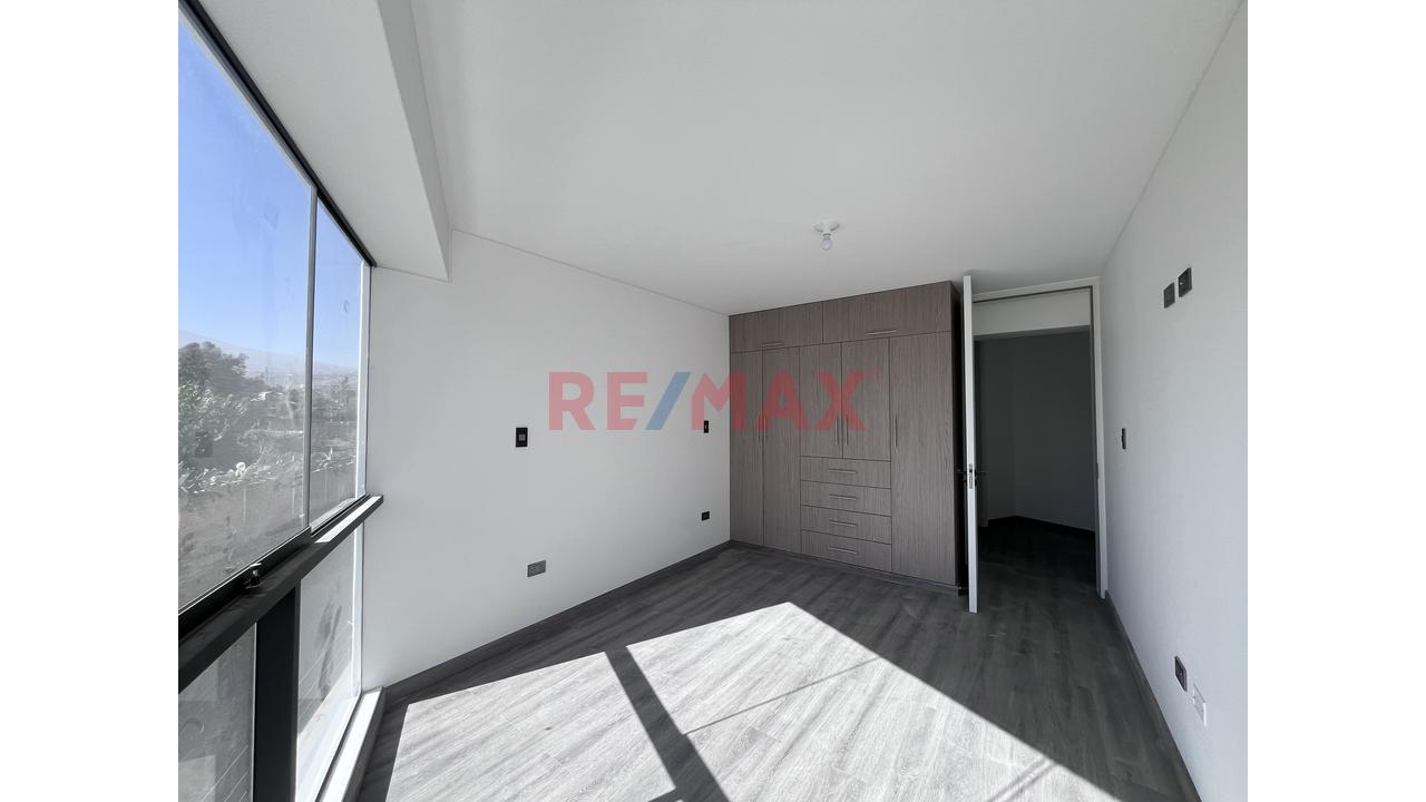 Venta De Depa En 2Do Piso En El Corazón De Yanahuara-Excelente Zona — foto 10