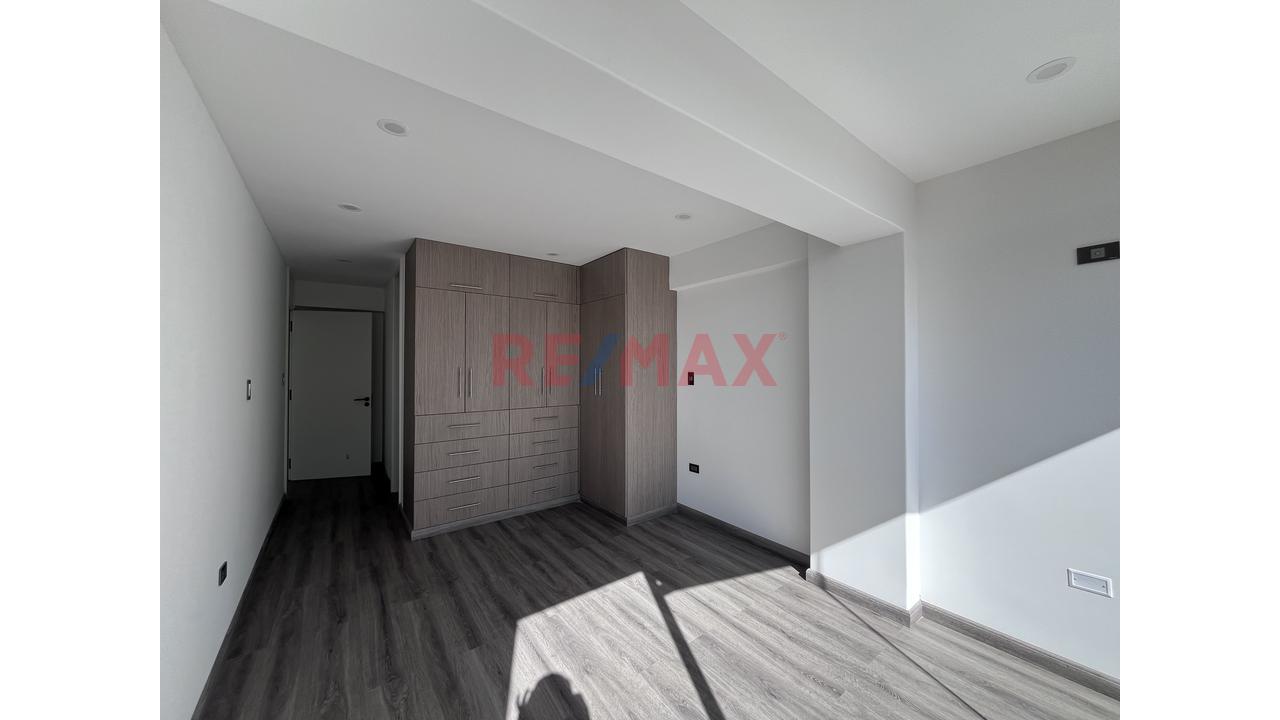 Venta De Depa En 2Do Piso En El Corazón De Yanahuara-Excelente Zona — foto 13