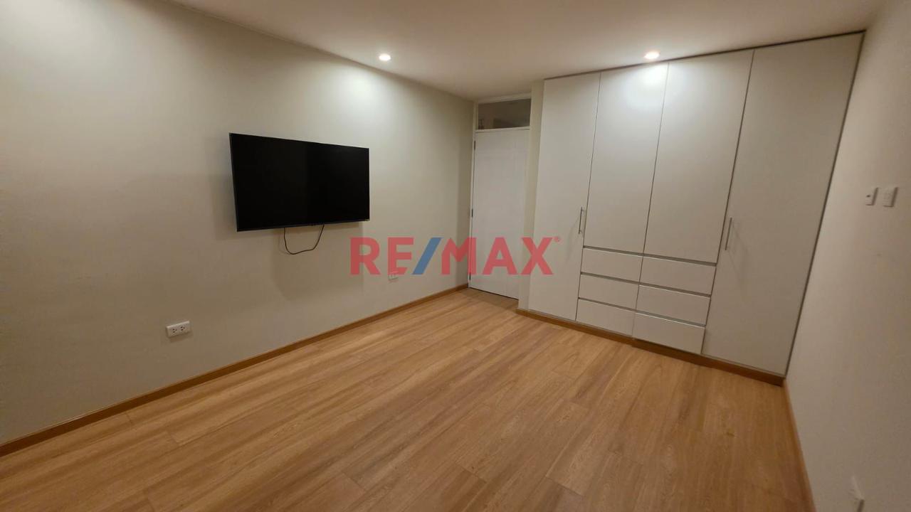 Vendo Departamento En 6To Piso En La Residencial Corbacho- Cerro Colorado🏡✨ - 8