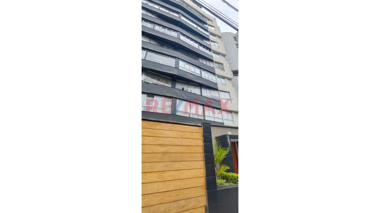 Venta De Departamento En Valle Hermoso 93M