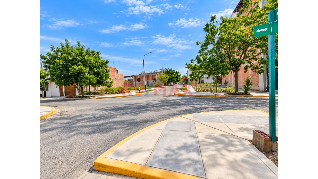 Terreno En Venta En Planicie V Etapa | Frente A Parque🏡 - 2