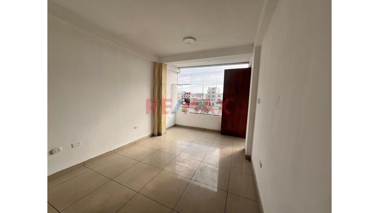 🏢 **¡Oficina En Alquiler En Salamanca!** 📍 - 3