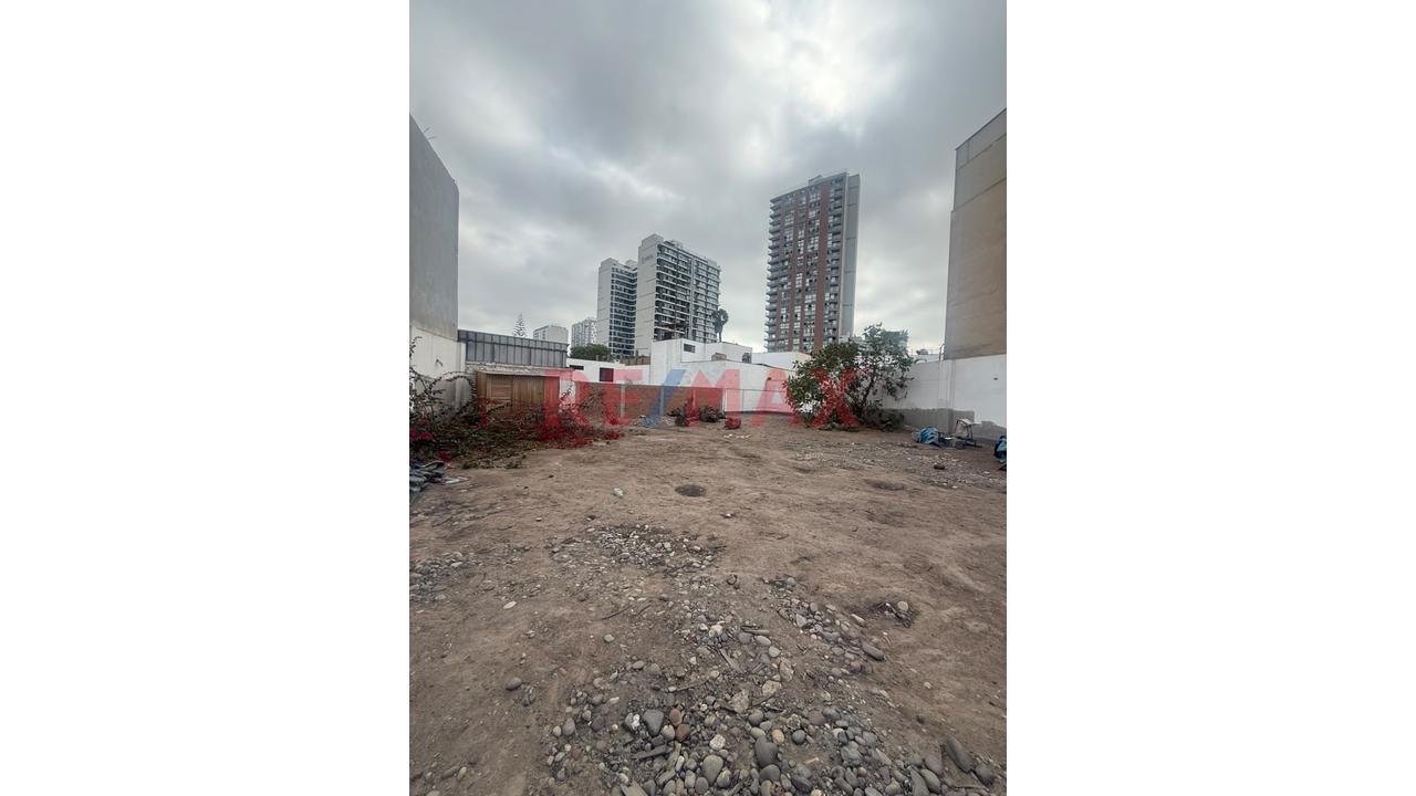 Terreno En Venta Frente A Parque En San Isidro 652 M² - 8