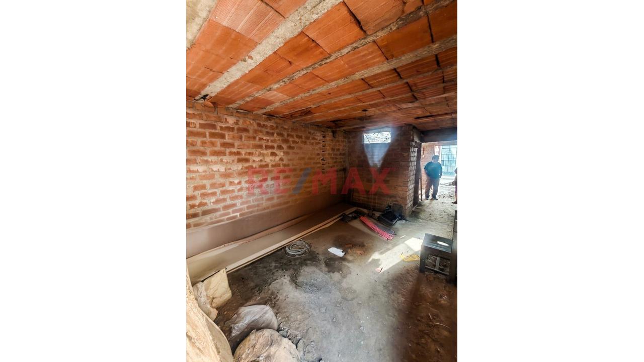 ¡El Terreno Que Buscabas! 📍 A Solo 2 Cuadras Del Mercado Central De Cañete 🛒 (Ideal Para Negocio O Vivienda Propia) - 2