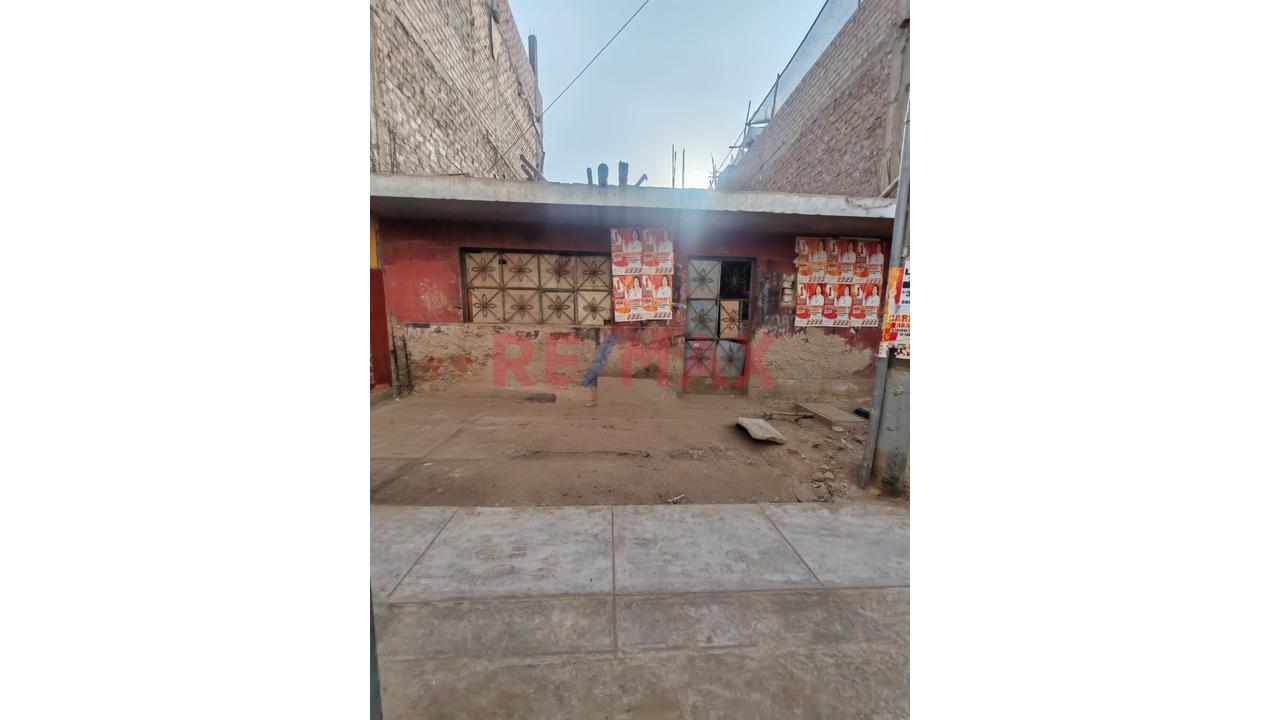¡El Terreno Que Buscabas! 📍 A Solo 2 Cuadras Del Mercado Central De Cañete 🛒 (Ideal Para Negocio O Vivienda Propia) - 1