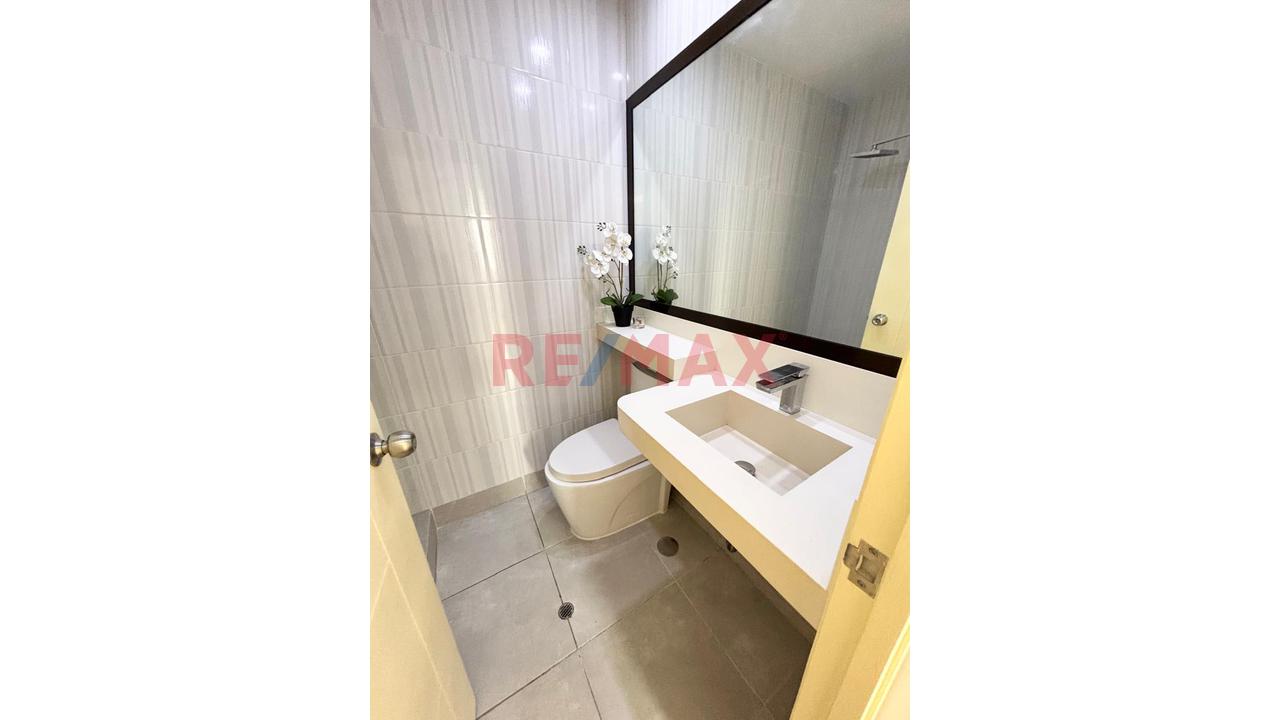 Venta De Dúplex Con Amplia Terraza Y Zona De Parrilla | Surquillo, Límite Con Miraflores — foto 6