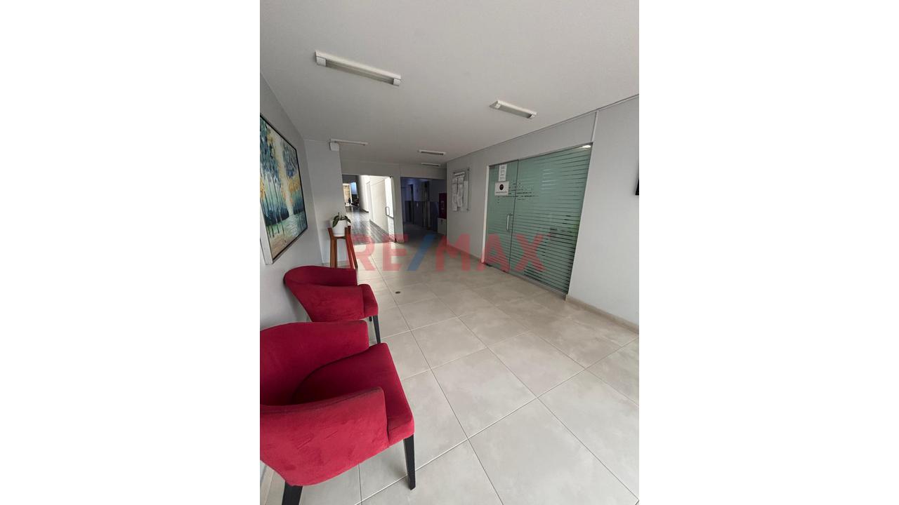 Venta De Dúplex Con Amplia Terraza Y Zona De Parrilla | Surquillo, Límite Con Miraflores - 17