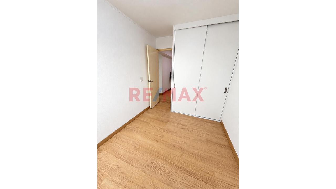 Venta De Dúplex Con Amplia Terraza Y Zona De Parrilla | Surquillo, Límite Con Miraflores — foto 8