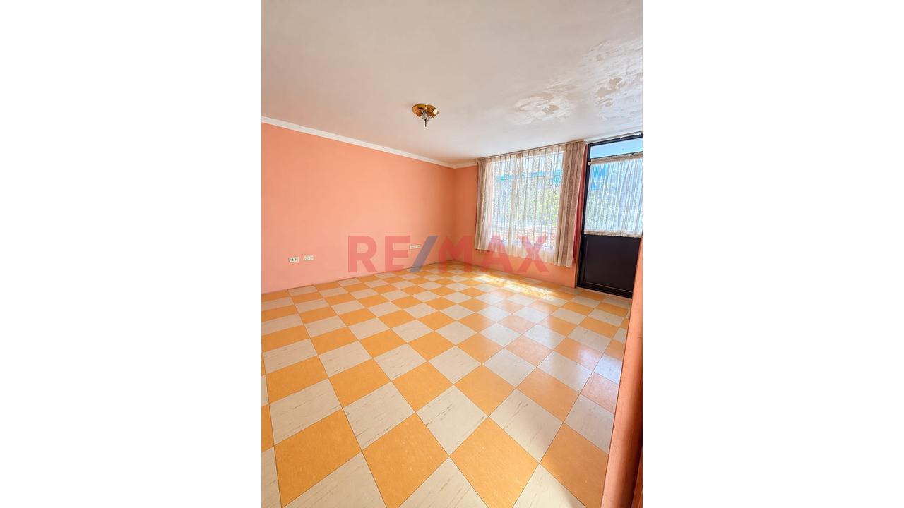 🏡✨ ¡Se Vende Amplia Casa En Asociación José Olaya – Cayma! — foto 8
