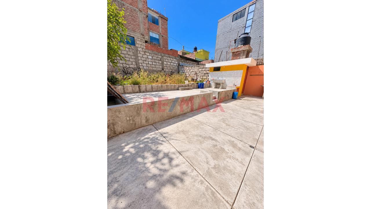 🏡✨ ¡Se Vende Amplia Casa En Asociación José Olaya – Cayma! — foto 10