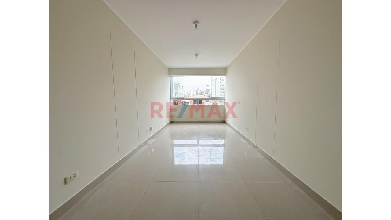 Departamento En Venta De 68 M² Con Ascensor En Surquillo - 1