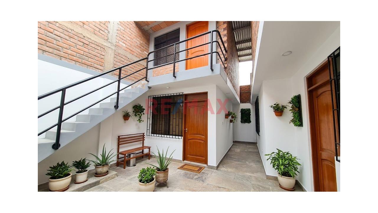 Venta De Bonita Casa De 2 Pisos En Urb. Tradiciones Ricardo Palma En San Juan De Miraflores — foto 3