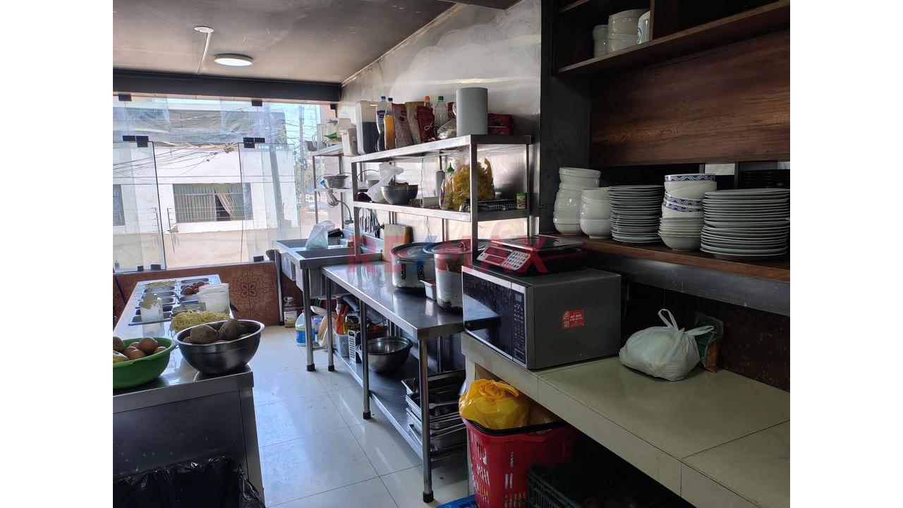 Alquiler De Local Comercial (2Do Piso) 125 M² En Esquina – Los Olivos - 14