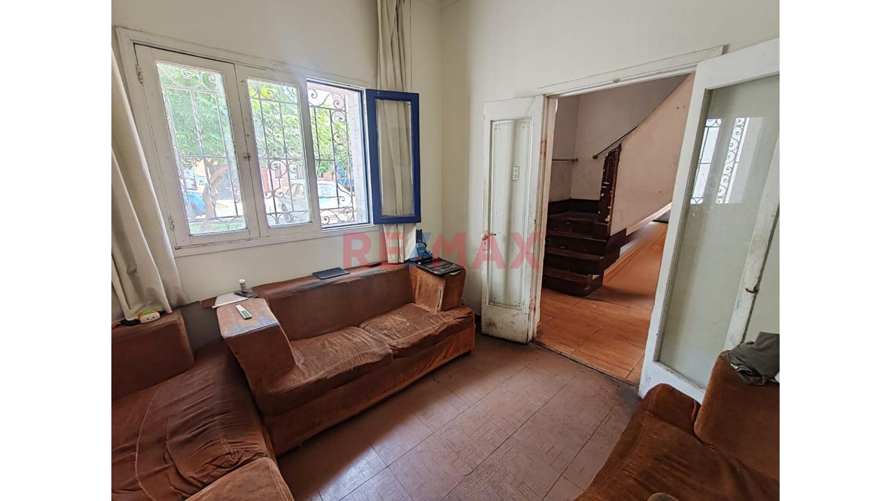 Vendo Casa De 3 Pisos 6Dor Jesus María, Oportunidad Unica Para Invertir — foto 3