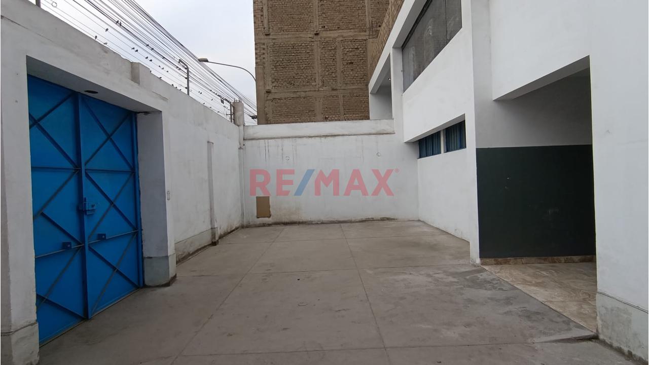 Local Industrial En Alquiler Comas — foto 7