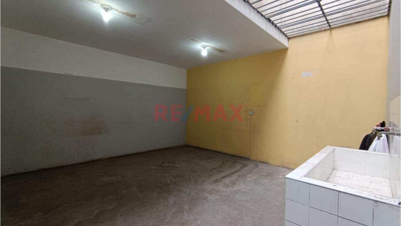 Local comercial de 510 m² en Carabayllo — foto 2