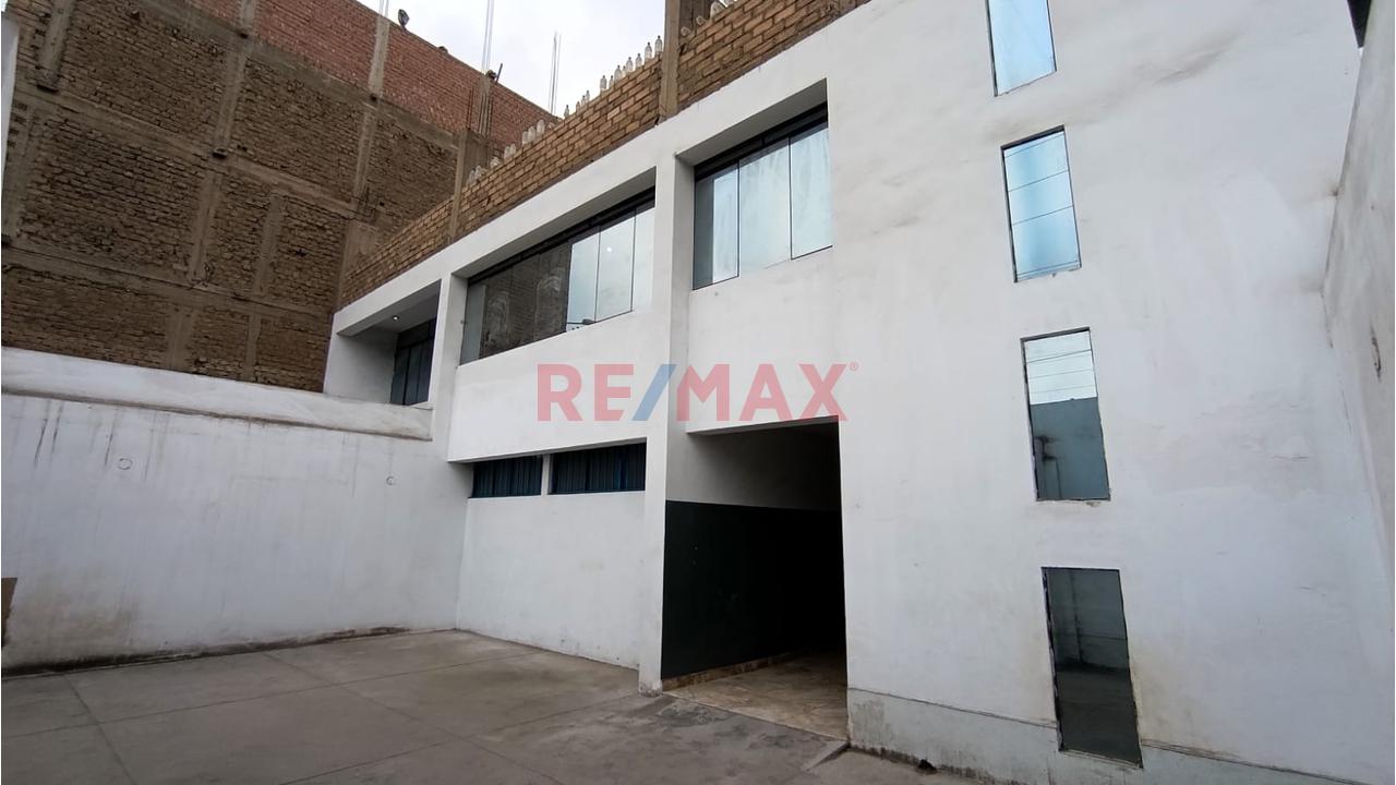 Local Industrial En Alquiler Comas — foto 8