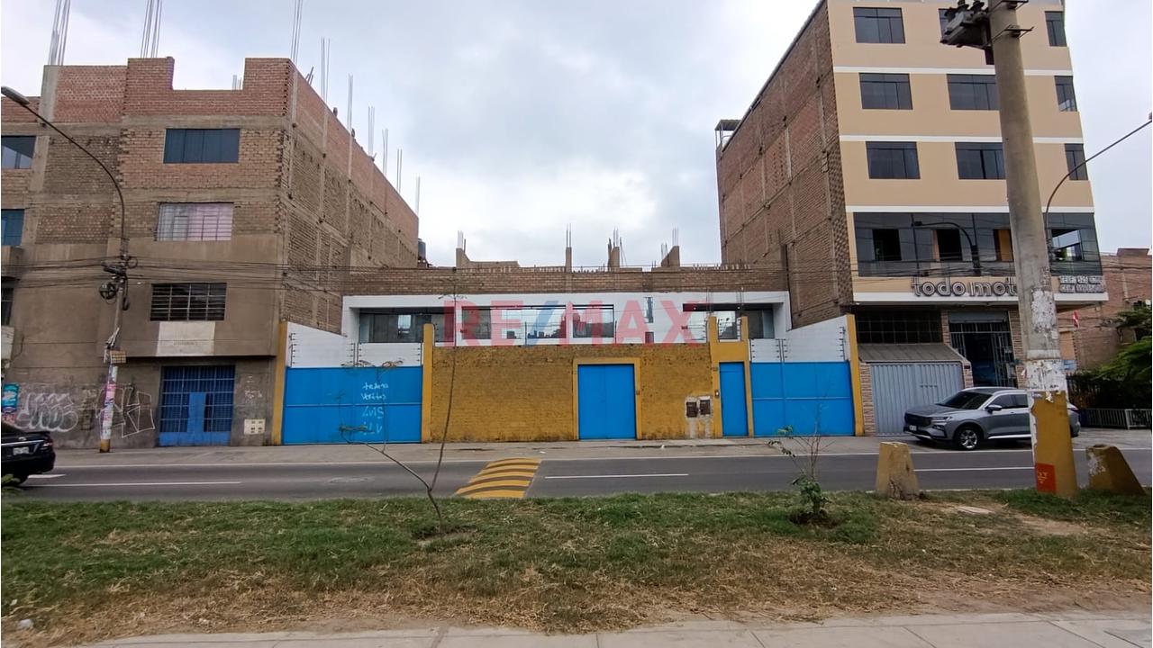Local Industrial En Alquiler Comas — foto 2