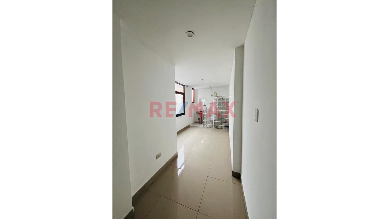 Alquiler Departamento En Higuereta S/ 3,200 - 15