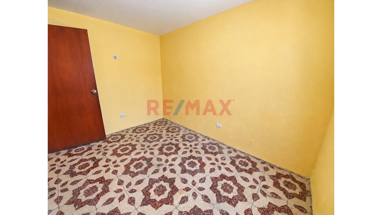 🏡🔥 ¡Vendo Casa En Esquina De 2 Pisos En El Callao! | Ideal Para Vivienda O Inversión — foto 5
