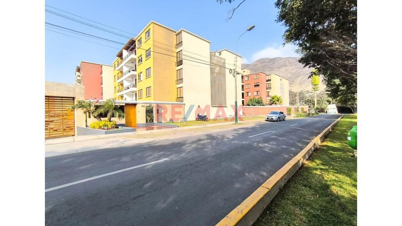 Alquiler De Departamento 117M Surco + 2 Estacionamientos — foto 2