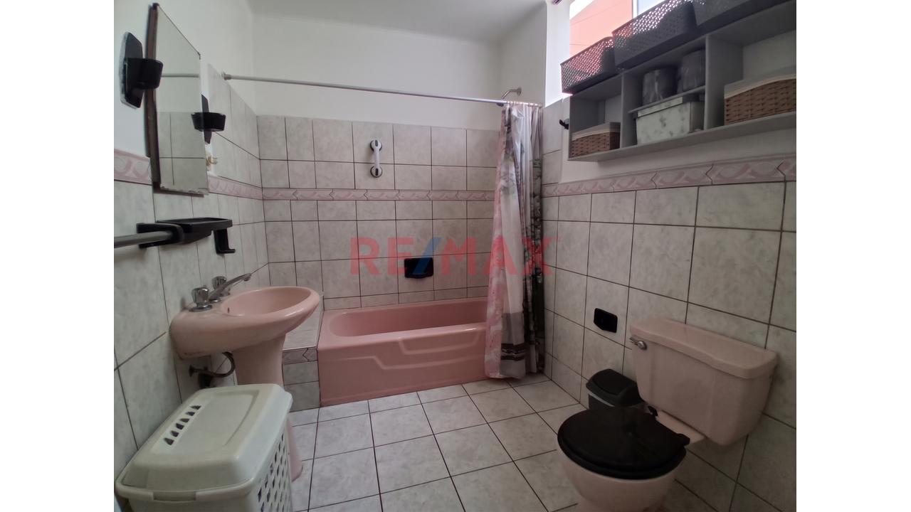 Dúplex De Segundo Piso En Venta, Miraflores — foto 7