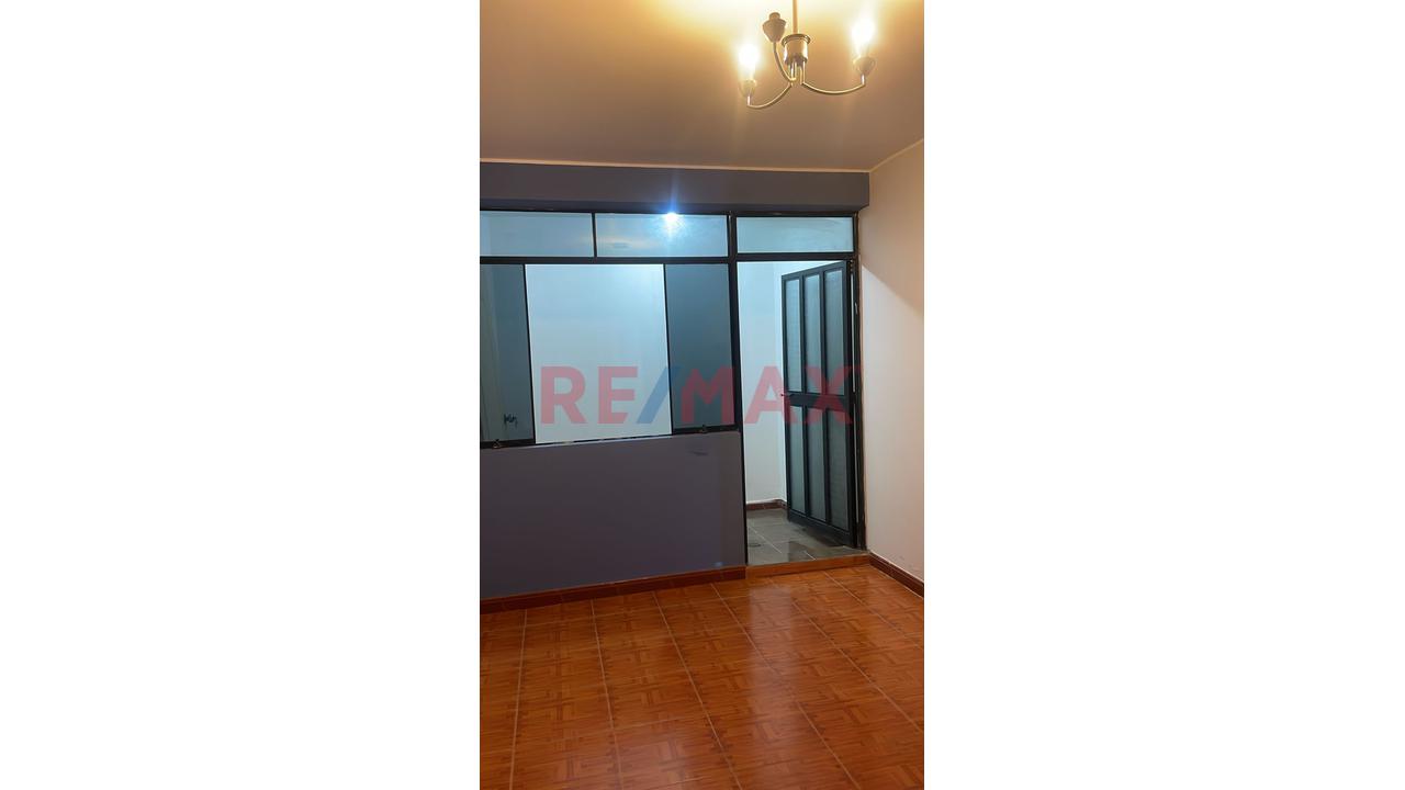 Venta Dpto 1 Er Piso En Los Olivos — foto 8