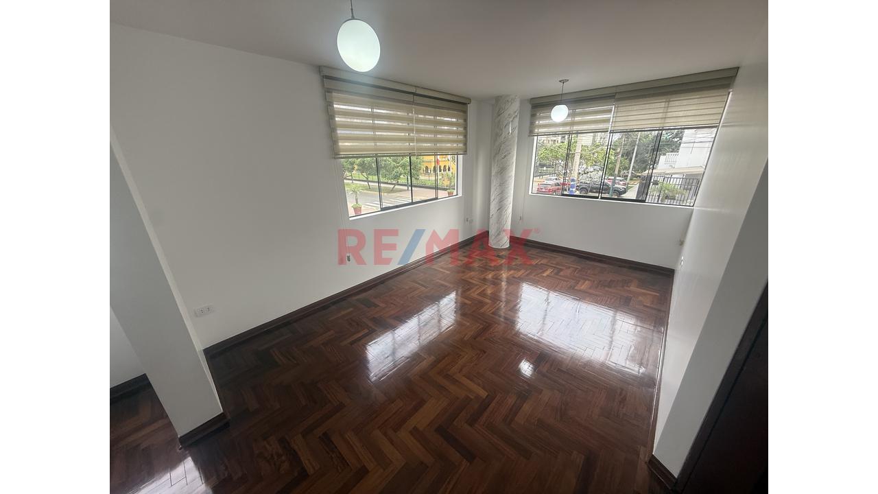 Venta De Departamento Jesus Maria Segundo Piso — foto 2