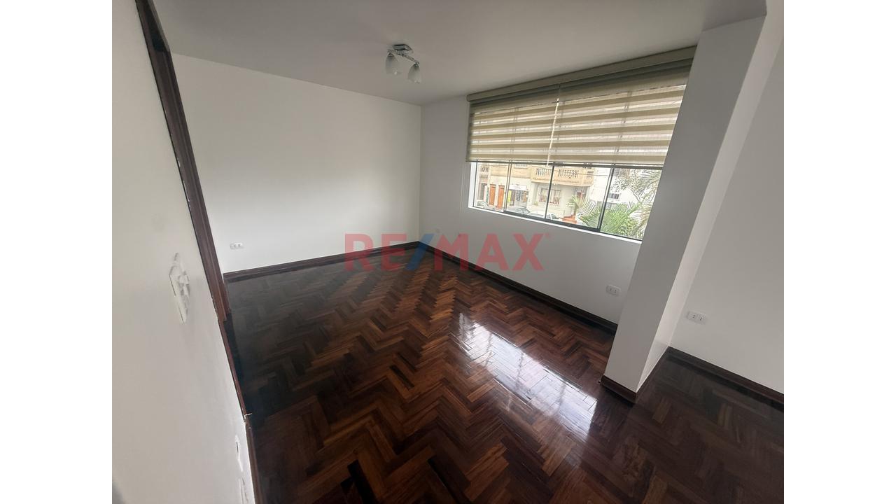 Venta De Departamento Jesus Maria Segundo Piso — foto 3