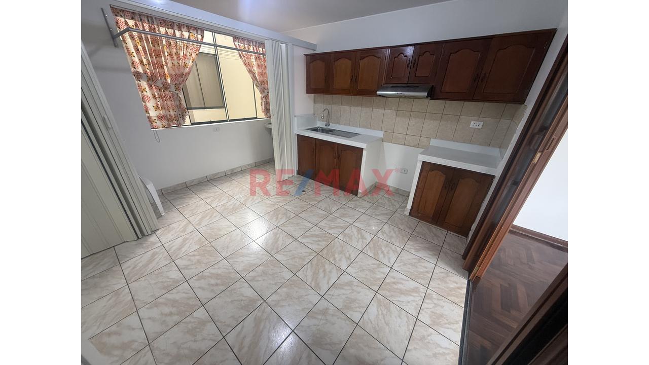 Venta De Departamento Jesus Maria Segundo Piso — foto 5