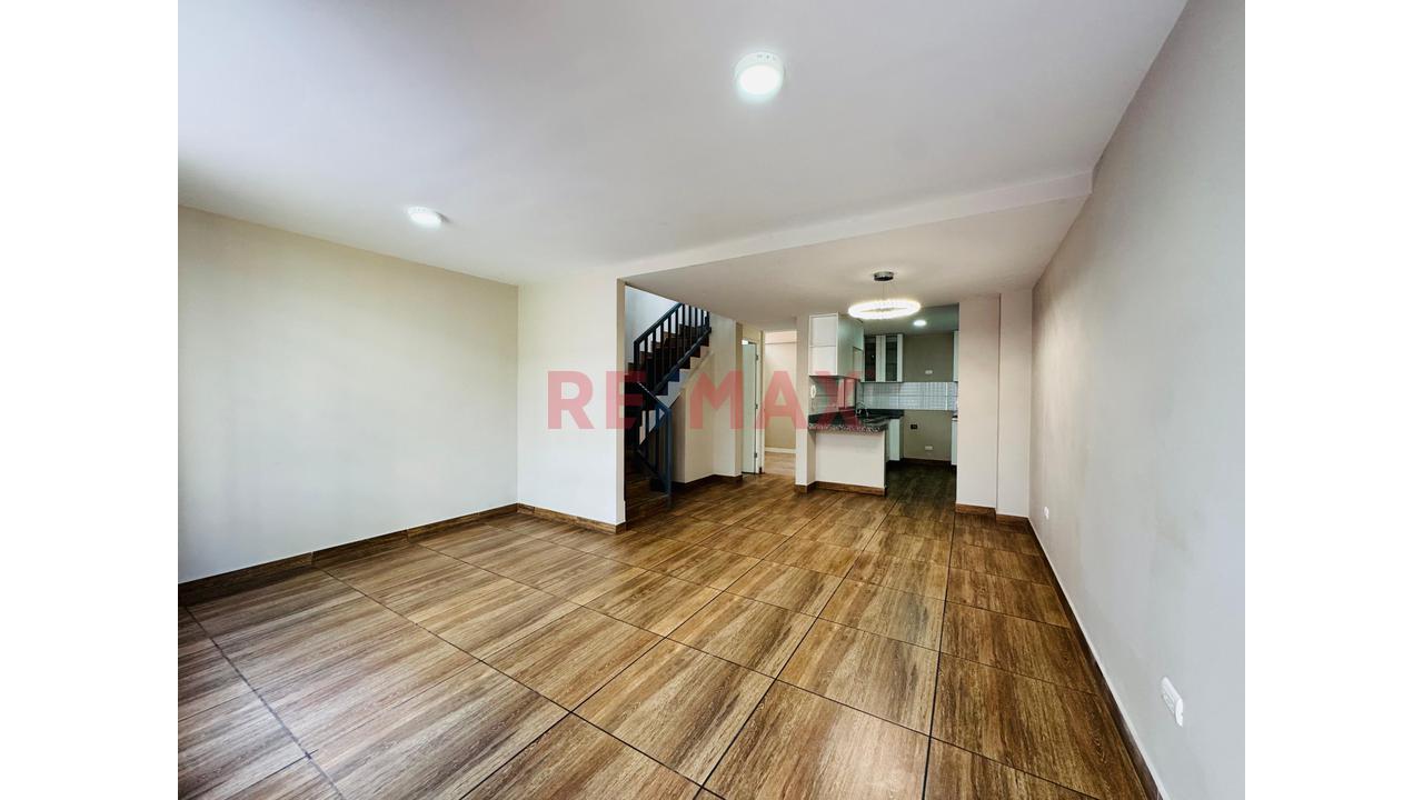 🏡 ¡Casa En Venta En Condominio Mambo 3 – Comas! 🌟 ✨ 4 Niveles, 5 Dormitorios Y Terraza Con Piscina Tipo Jacuzzi — foto 3