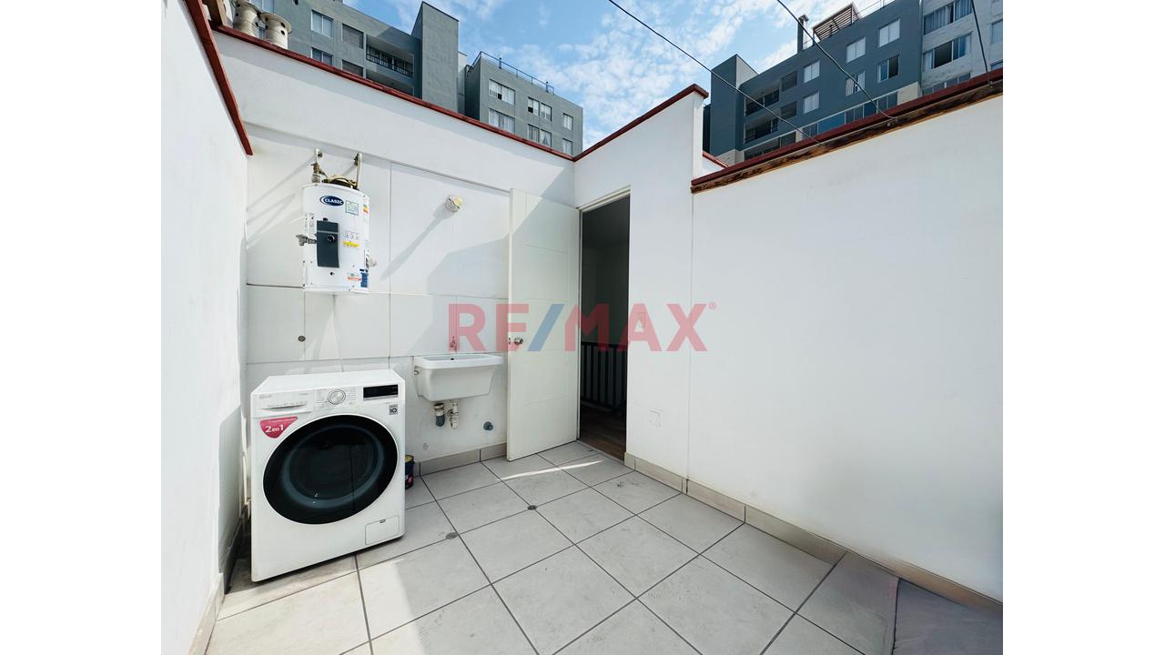 🏡 ¡Casa En Venta En Condominio Mambo 3 – Comas! 🌟 ✨ 4 Niveles, 5 Dormitorios Y Terraza Con Piscina Tipo Jacuzzi - 16