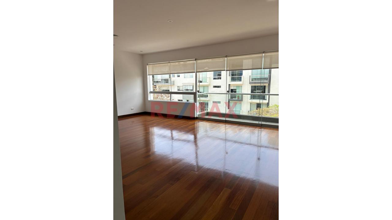Venta De Departamento En San Borja Chacarilla, Urbanizacion Cerrada — foto 3
