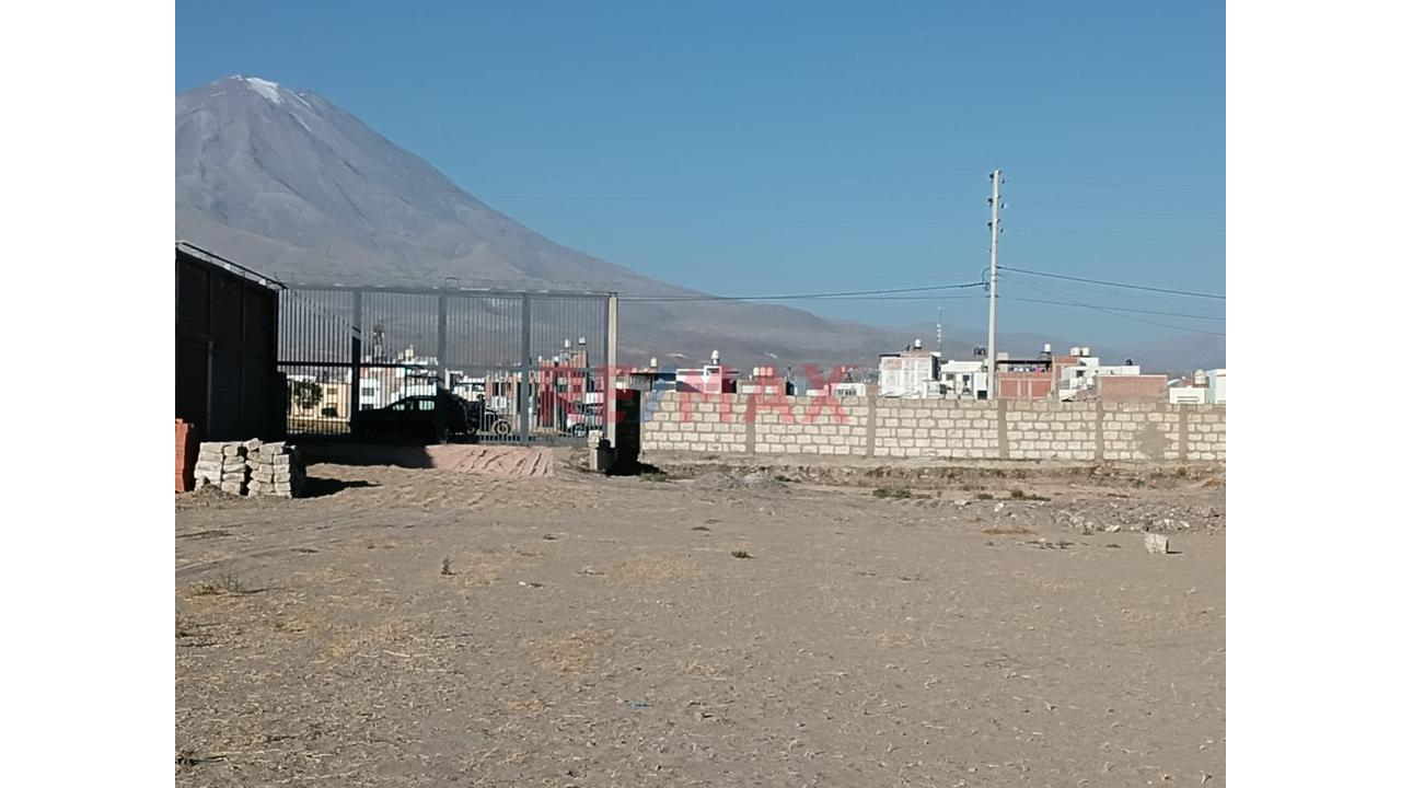 Traspaso De Terreno De 200 M² - 4