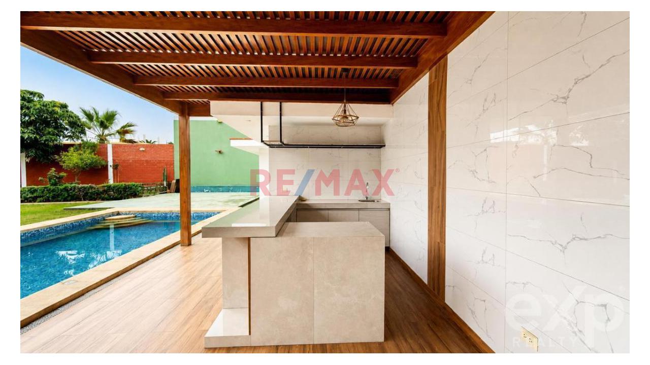 Casa En Venta En Sol De La Molina | 1.080 M² De Terreno, Jardín Y Piscina - 18