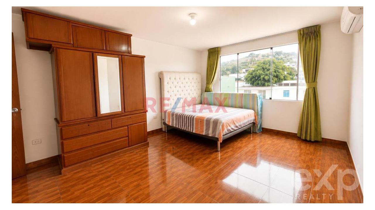 Casa En Venta En Sol De La Molina | 1.080 M² De Terreno, Jardín Y Piscina — foto 13
