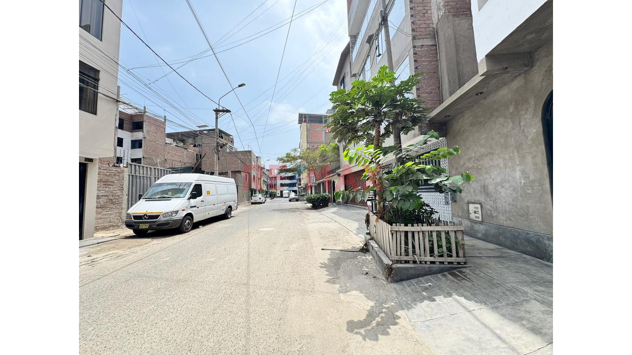 ¡Oportunidad De Inversión En Urb. Los Ángeles – Sjl! - 8